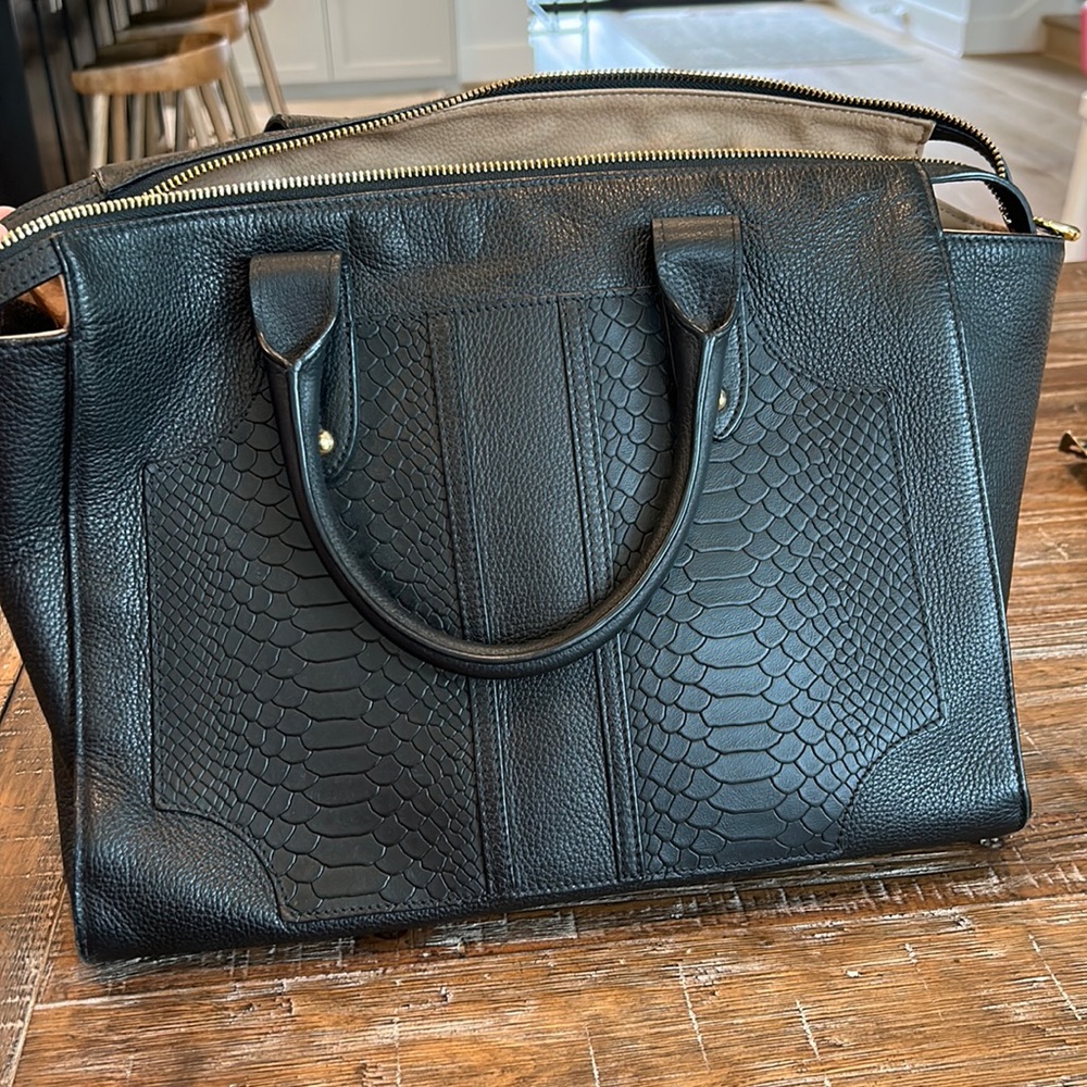 GiGi New York Handbag